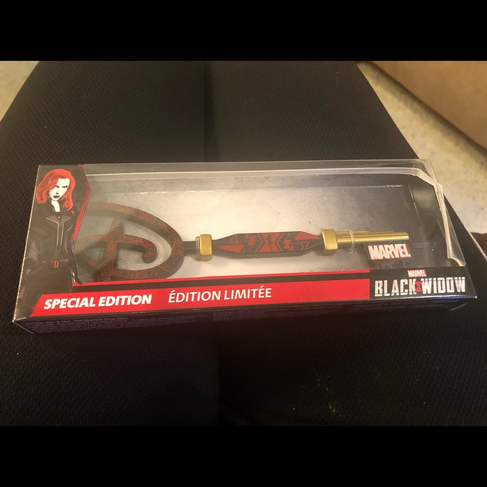 Marvel Black Widow Collectible Key